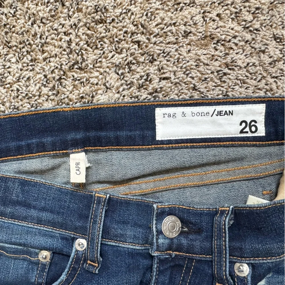 Rag & Bone Women’s Low Rise Distressed Capri